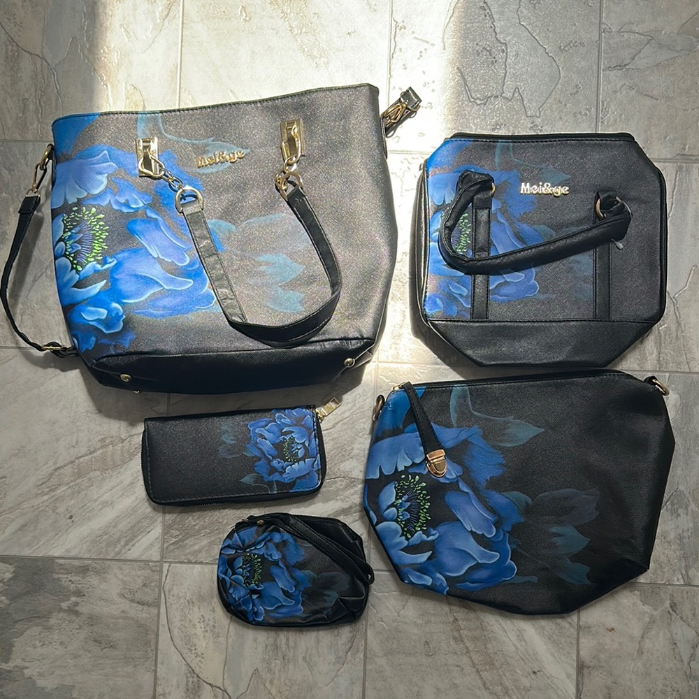 Artistic Blue and Black Tote Bag Collection